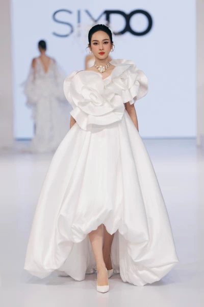 fashion-show 0805SIXDO WEDI FOTO KIENGCAN .jpeg